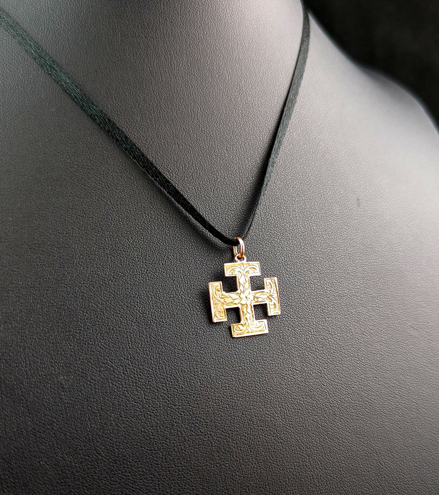 Antique 9k gold Jerusalem cross pendant, engraved