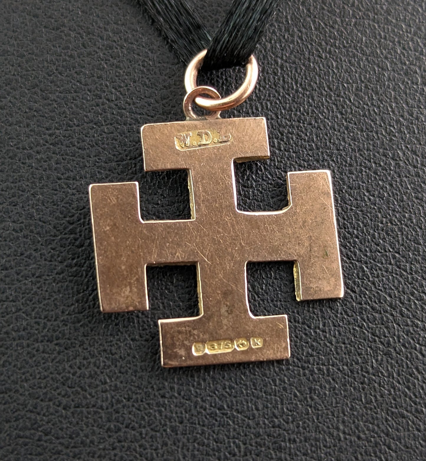 Antique 9k gold Jerusalem cross pendant, engraved