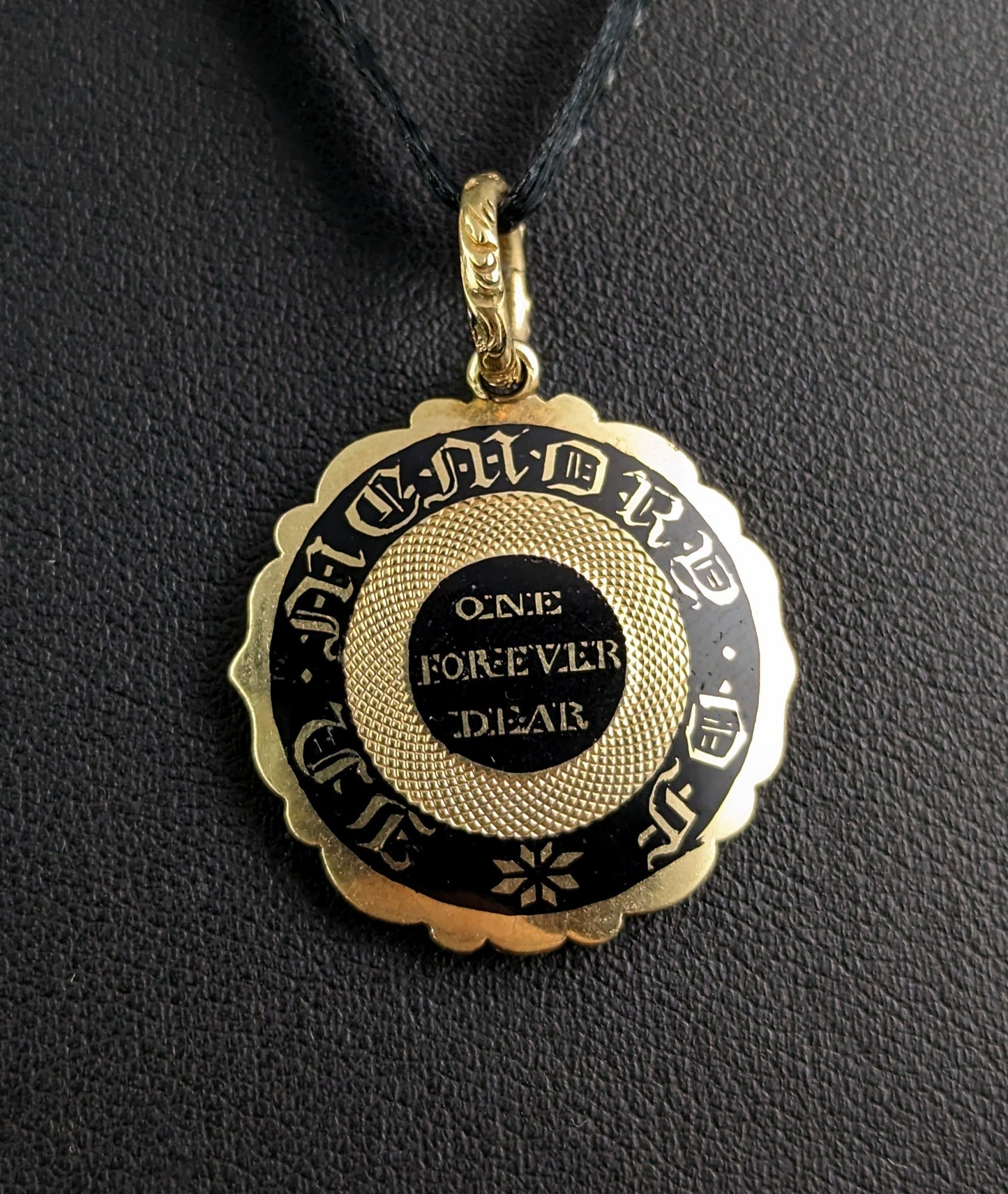 Antique Georgian mourning locket pendant, 9ct gold and black enamel