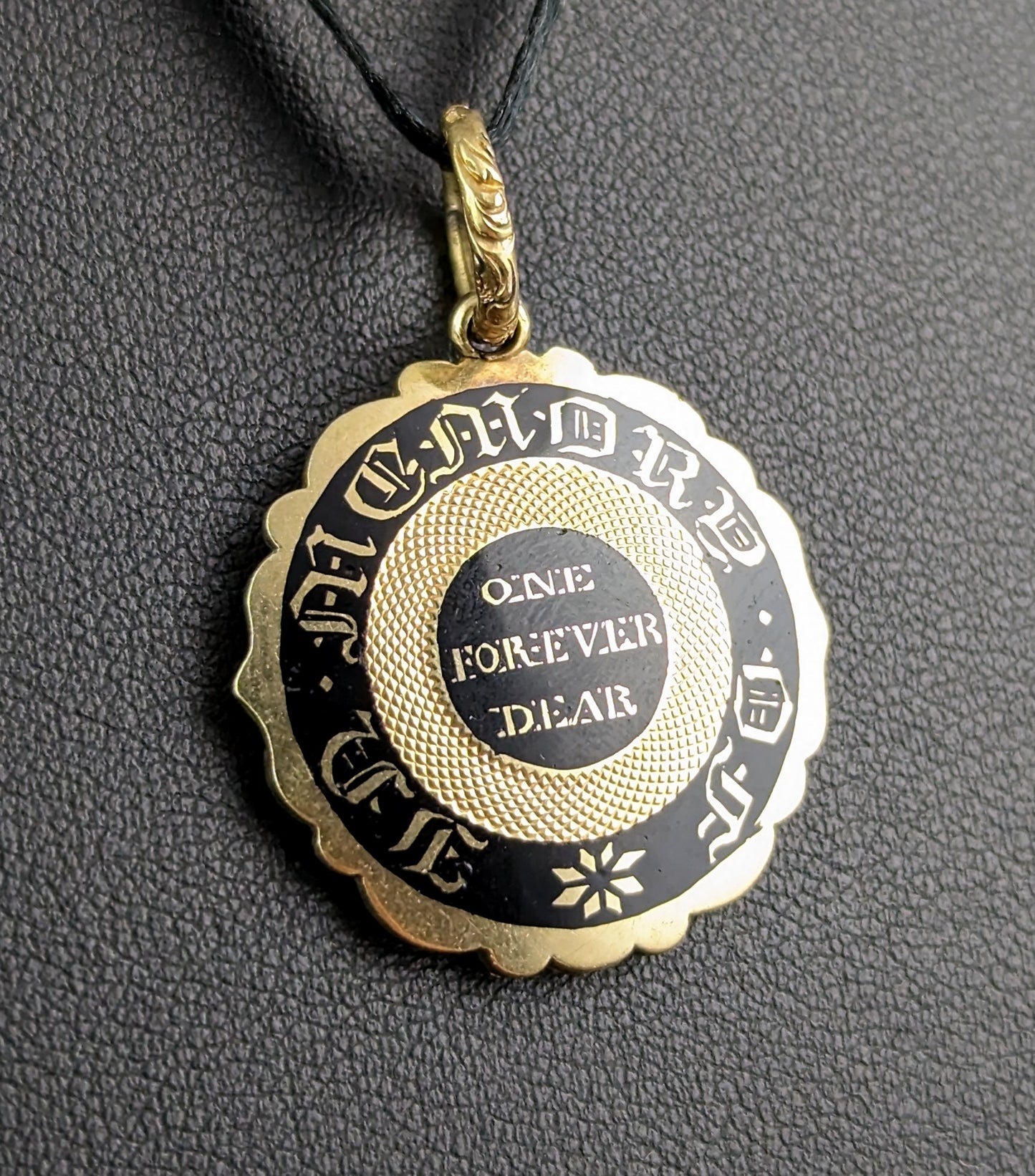 Antique Georgian mourning locket pendant, 9ct gold and black enamel