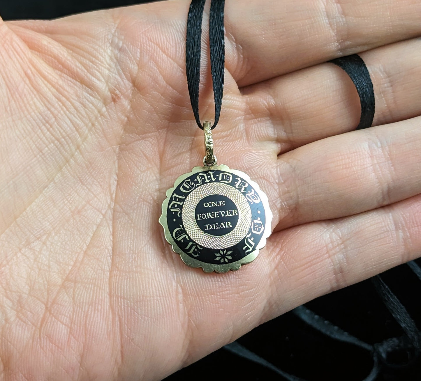 Antique Georgian mourning locket pendant, 9ct gold and black enamel