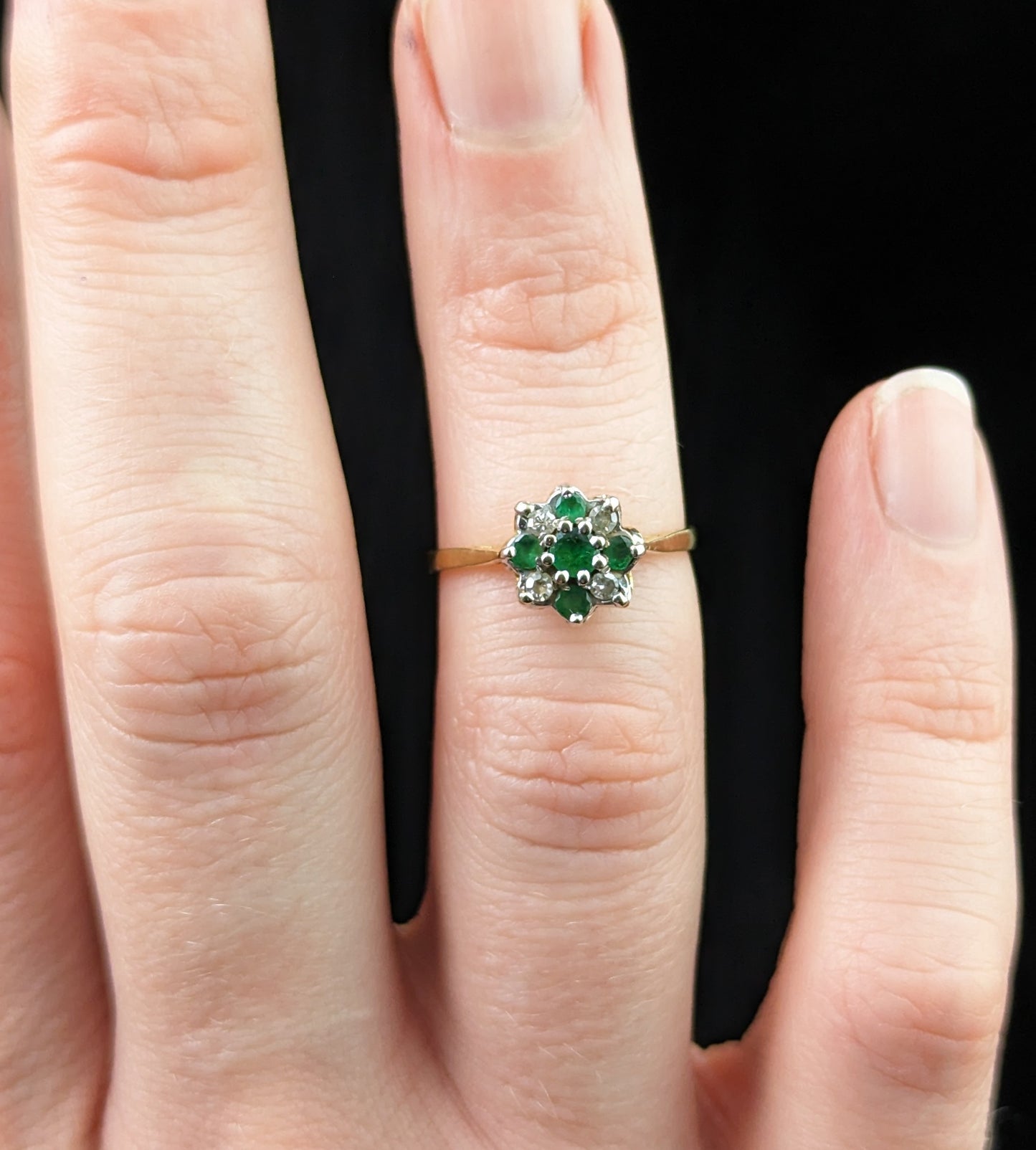 Vintage Emerald and Diamond floral cluster ring, 18ct gold