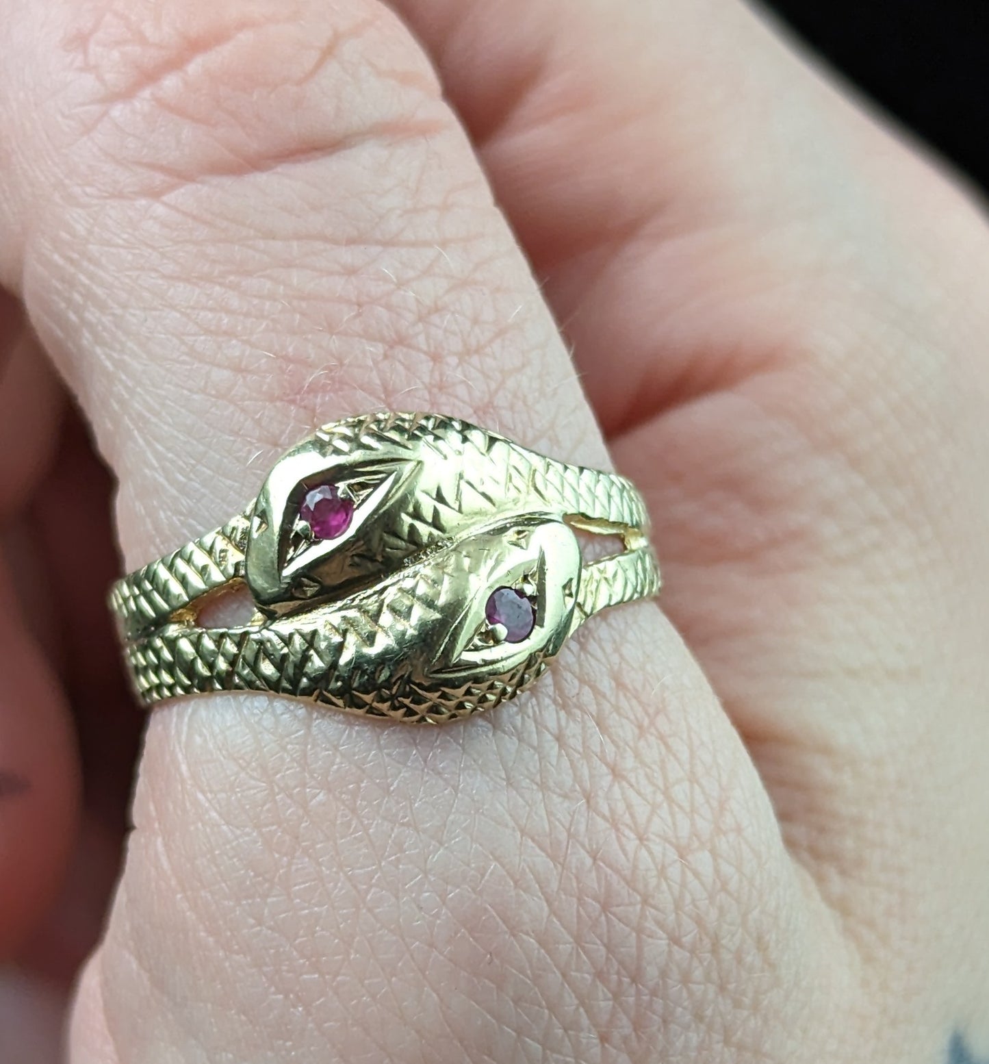 Vintage double snake ring, 9ct gold, ruby, Victorian style