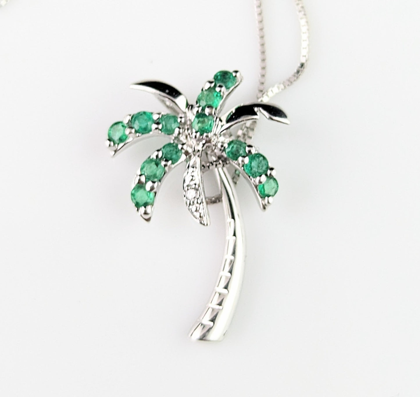 Vintage Emerald and Diamond Palm tree pendant necklace, 14ct white gold