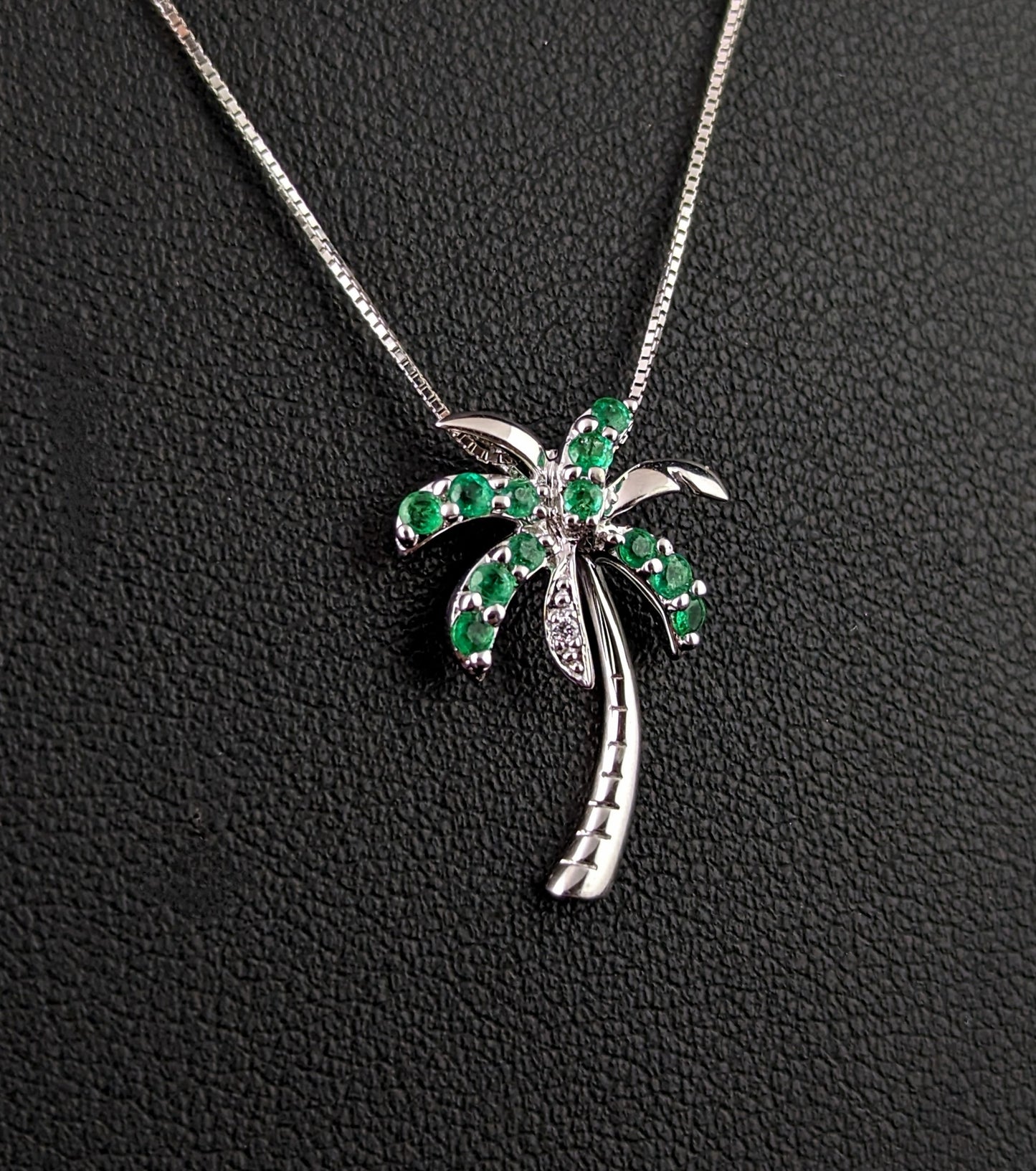 Vintage Emerald and Diamond Palm tree pendant necklace, 14ct white gold