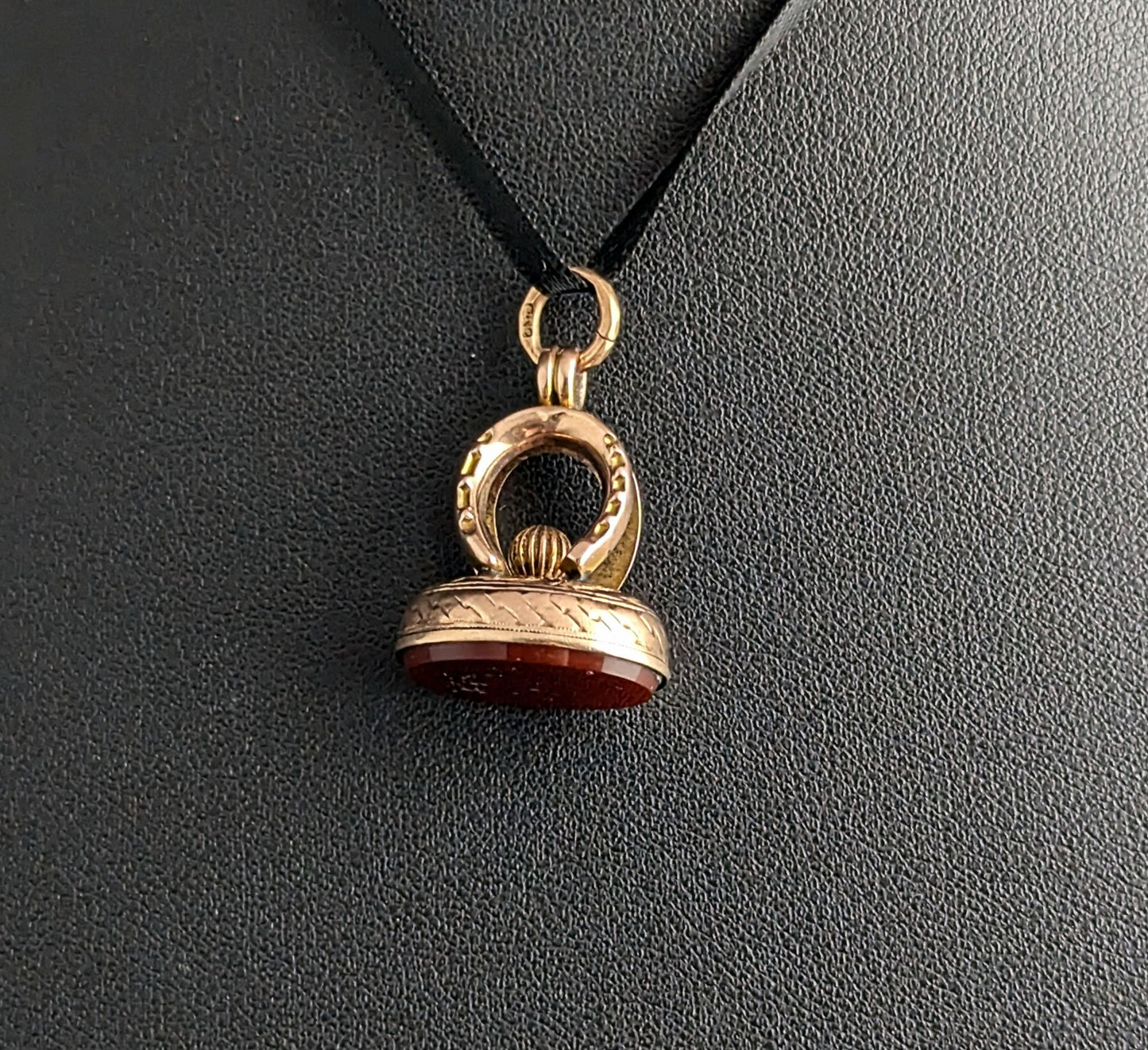 Antique Lucky horseshoe seal fob pendant, 9ct gold, Carnelian