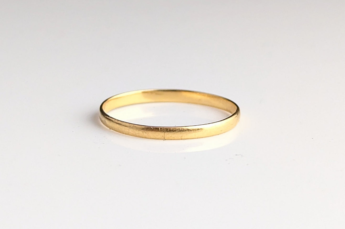 Antique 22ct yellow gold band ring, wedding ring, Victorian