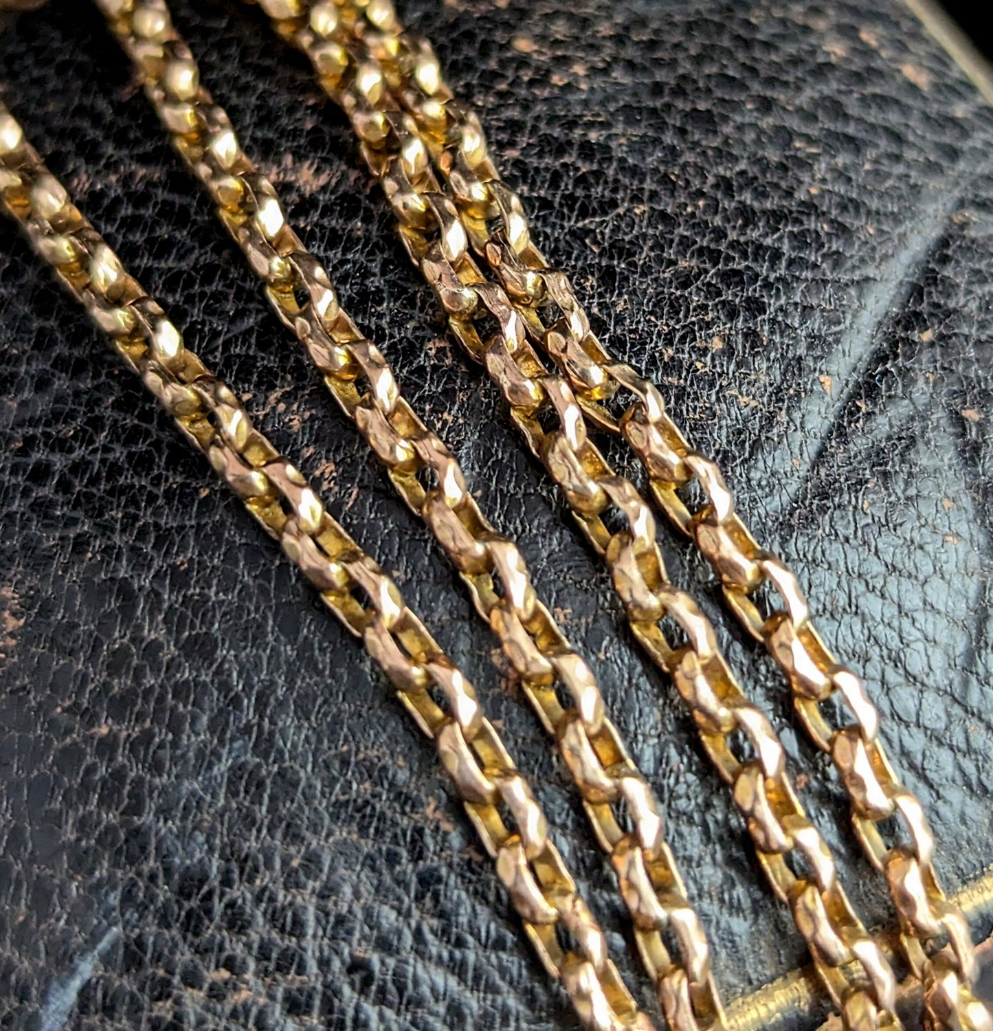 Antique 9ct gold faceted belcher link chain necklace, Edwardian