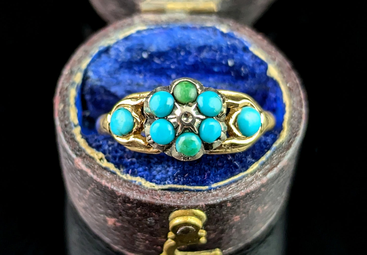 Antique Victorian Turquoise cluster ring, 18ct gold, flower