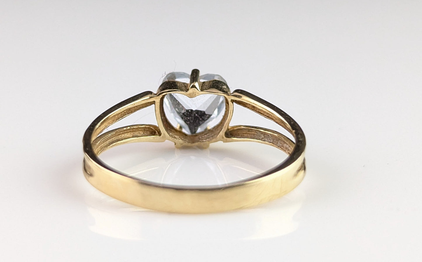 Vintage 9ct gold heart ring, blue paste