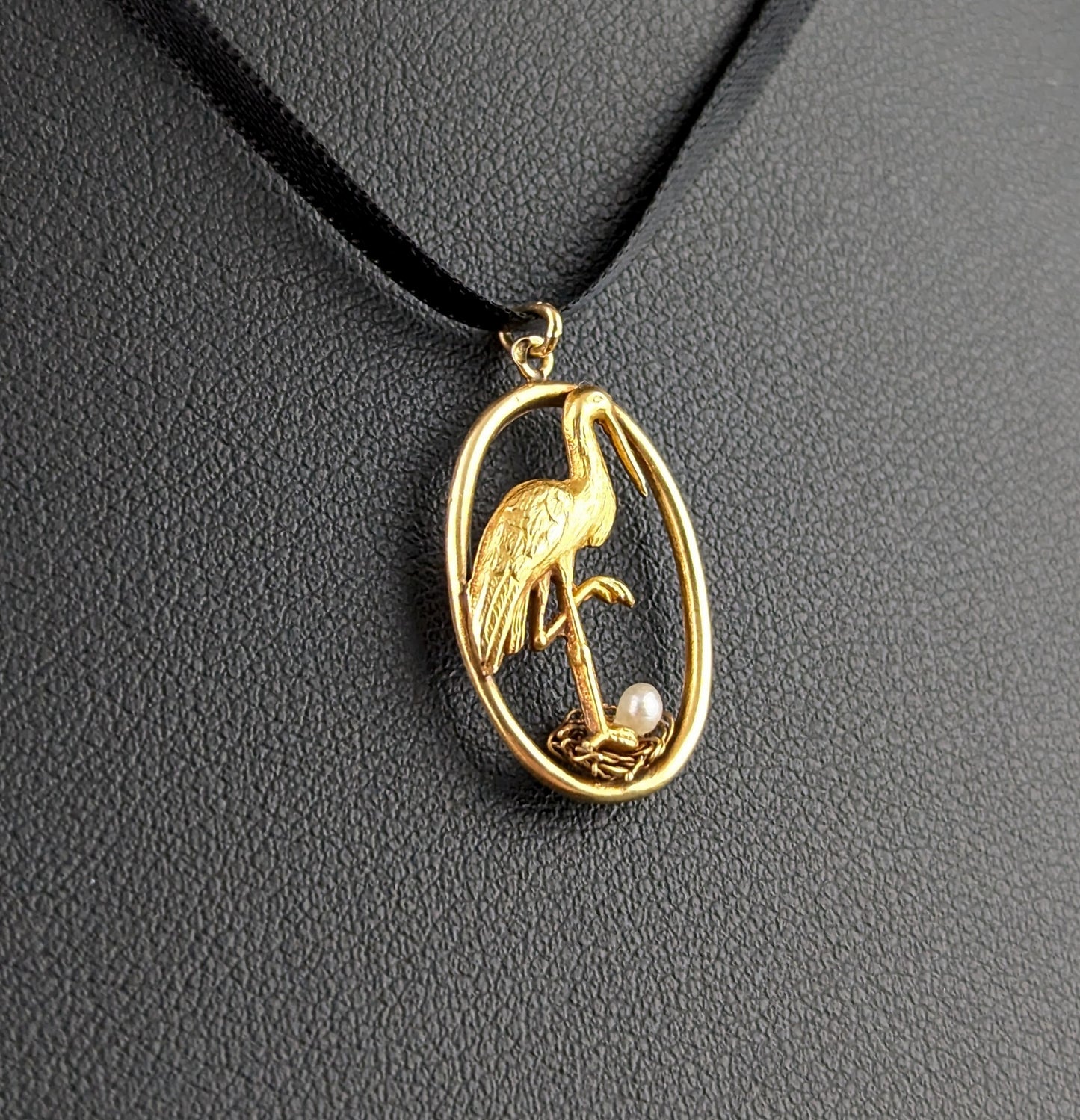 Vintage French 18ct gold stork pendant, Pearl