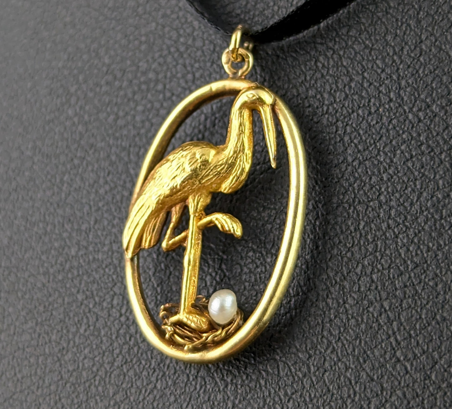 Vintage French 18ct gold stork pendant, Pearl