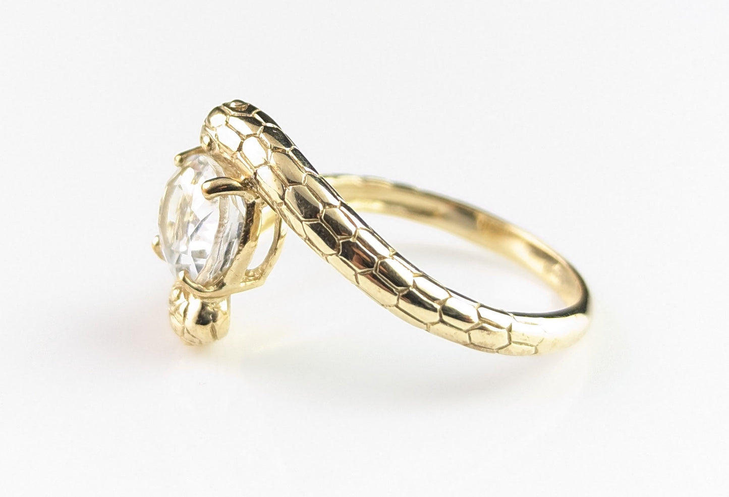 Vintage double snake ring, 9ct gold, Rock crystal