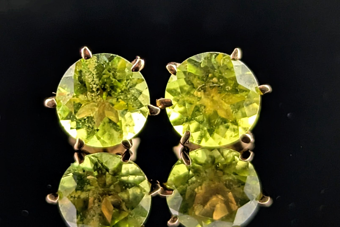 Vintage Peridot stud earrings, 9ct yellow gold