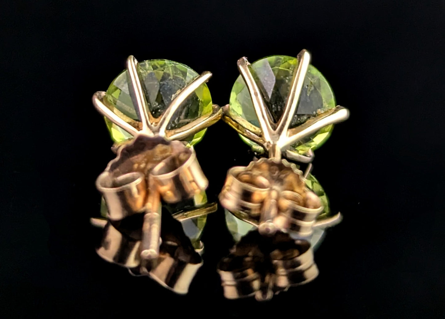 Vintage Peridot stud earrings, 9ct yellow gold