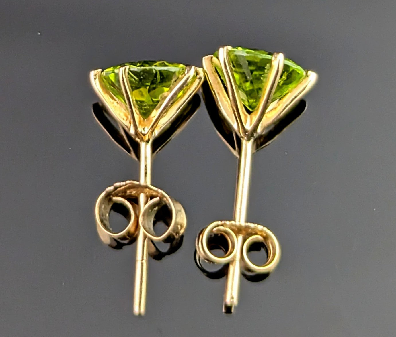 Vintage Peridot stud earrings, 9ct yellow gold