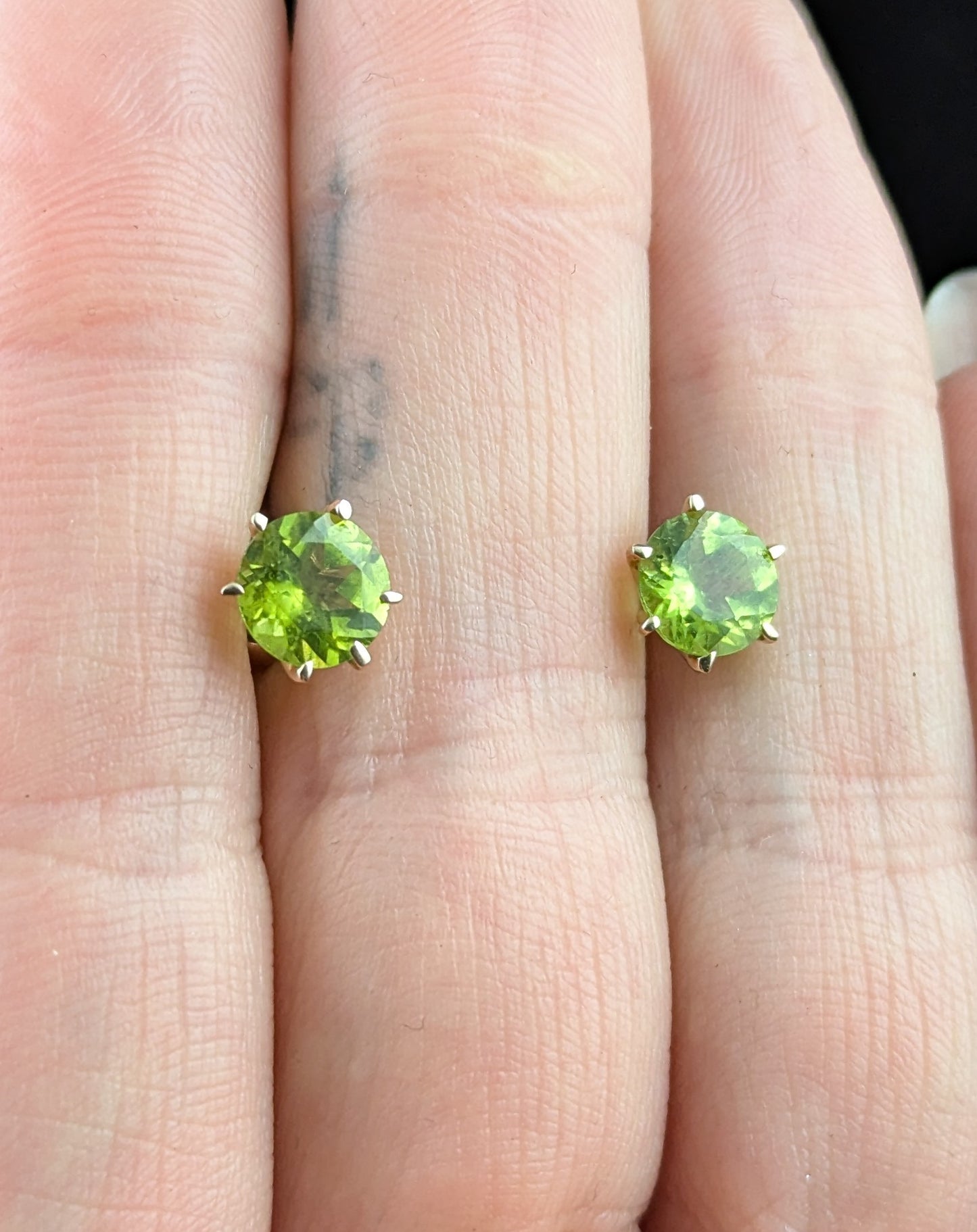 Vintage Peridot stud earrings, 9ct yellow gold