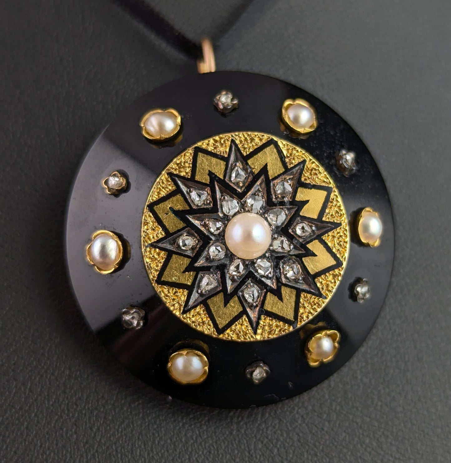 Antique Diamond star pendant brooch, 15ct gold, Onyx and black enamel