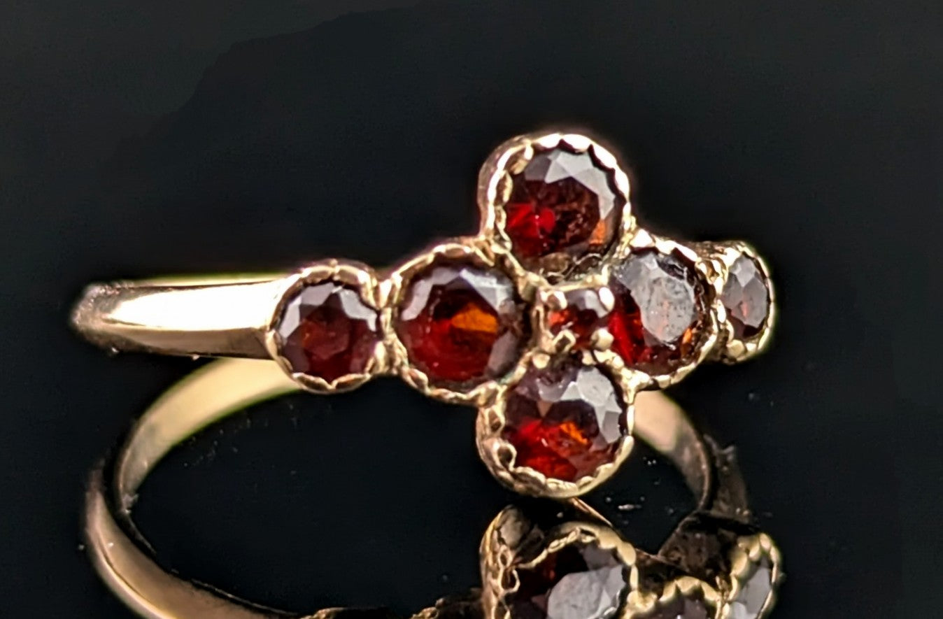 Vintage Garnet cluster ring, 9ct yellow gold