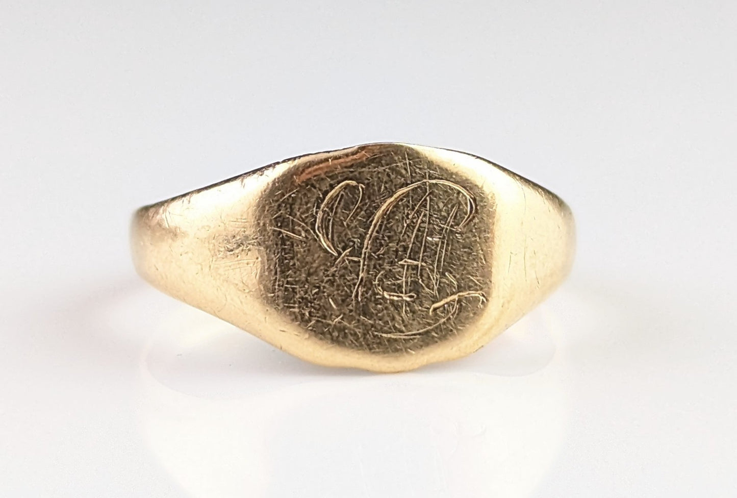 Antique 18ct gold signet ring, monogrammed, pinky ring