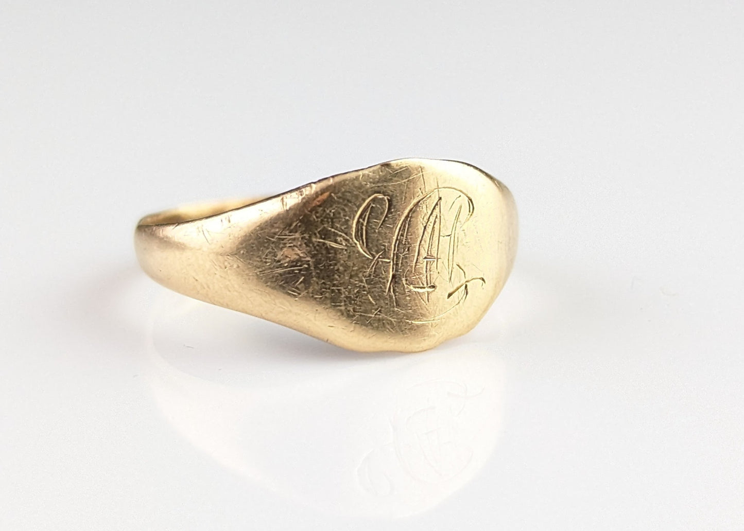 Antique 18ct gold signet ring, monogrammed, pinky ring