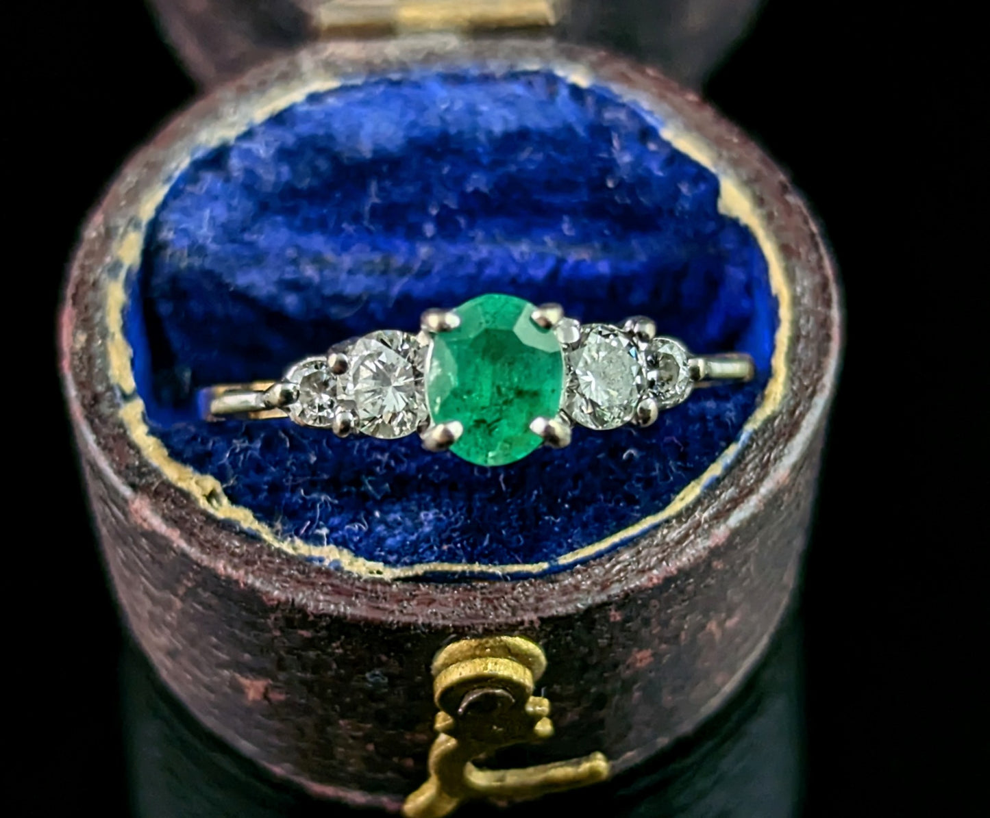 Vintage Emerald and Diamond ring, 18ct gold