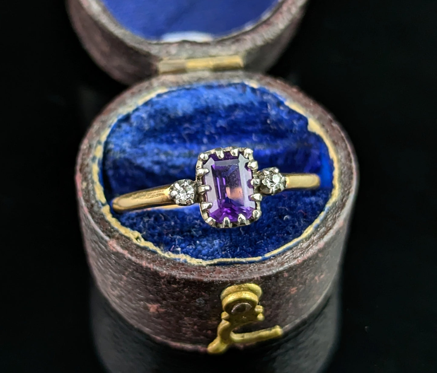 Antique Amethyst and Diamond ring, 18ct gold