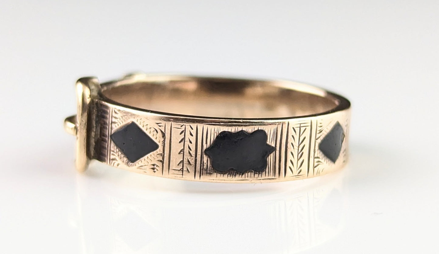 Antique Buckle mourning ring, 9ct gold and Black enamel