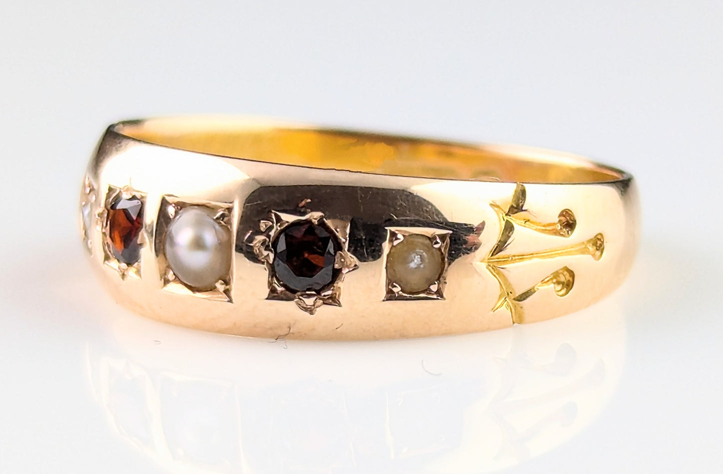 Antique Garnet and Pearl ring, 15ct gold