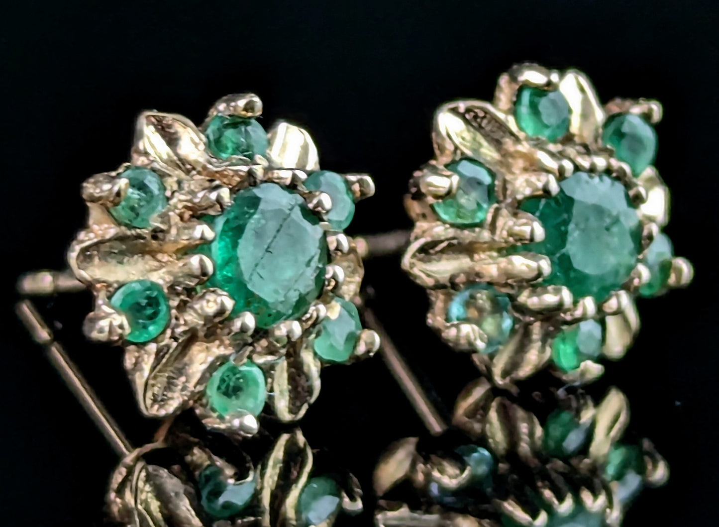 Vintage Emerald floral stud earrings, 9ct yellow gold