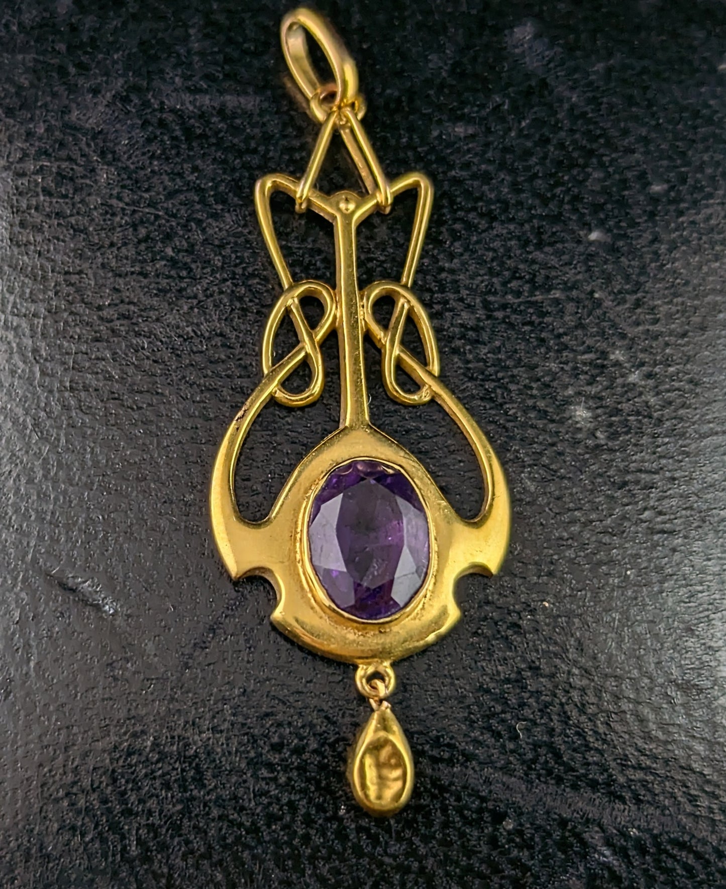 Antique Art Nouveau amethyst pendant, 9ct yellow gold