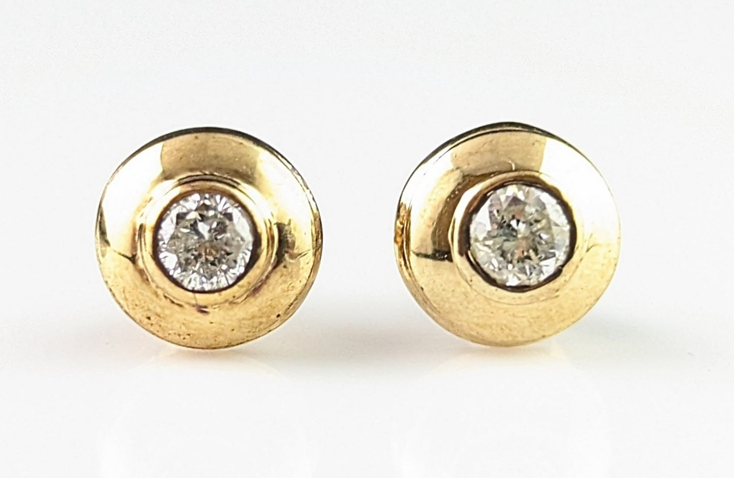 Vintage Diamond stud earrings, 9ct yellow gold, 0.30ct