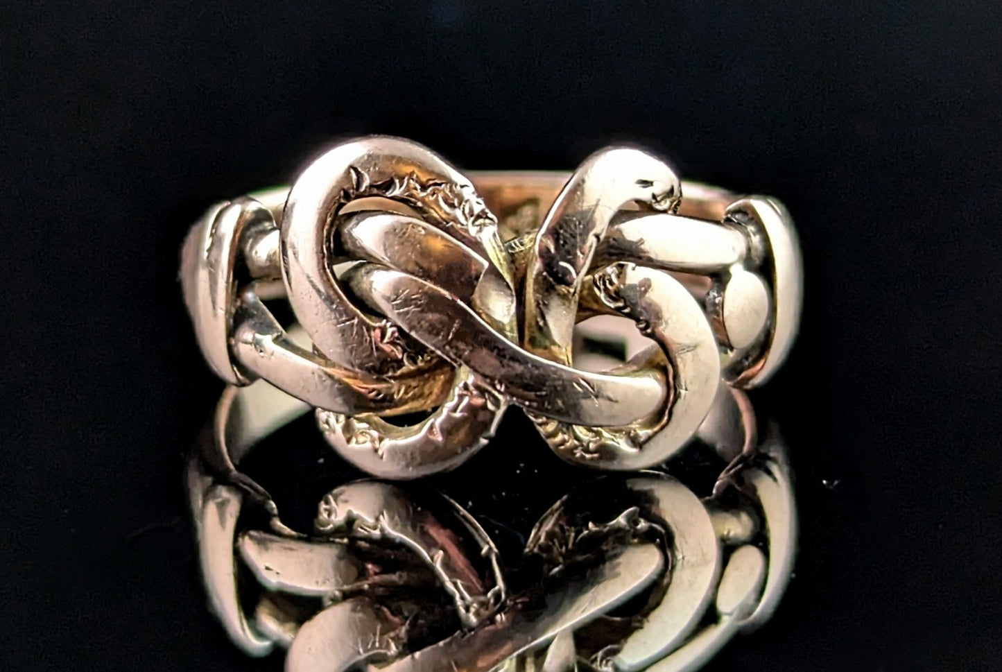 Antique 9ct Rose gold lovers knot ring