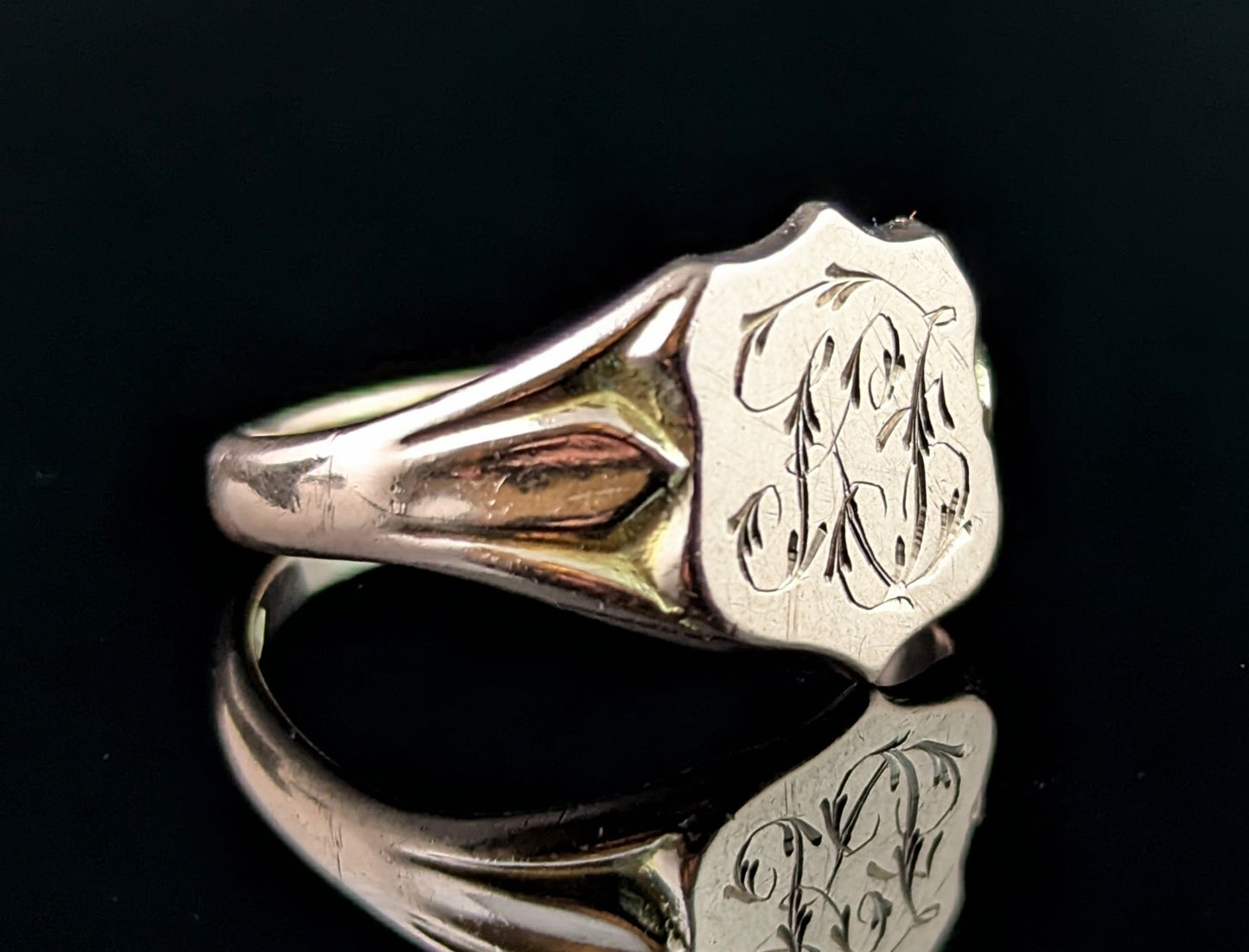 Antique 9ct rose gold signet ring, Shield shaped, Monogrammed