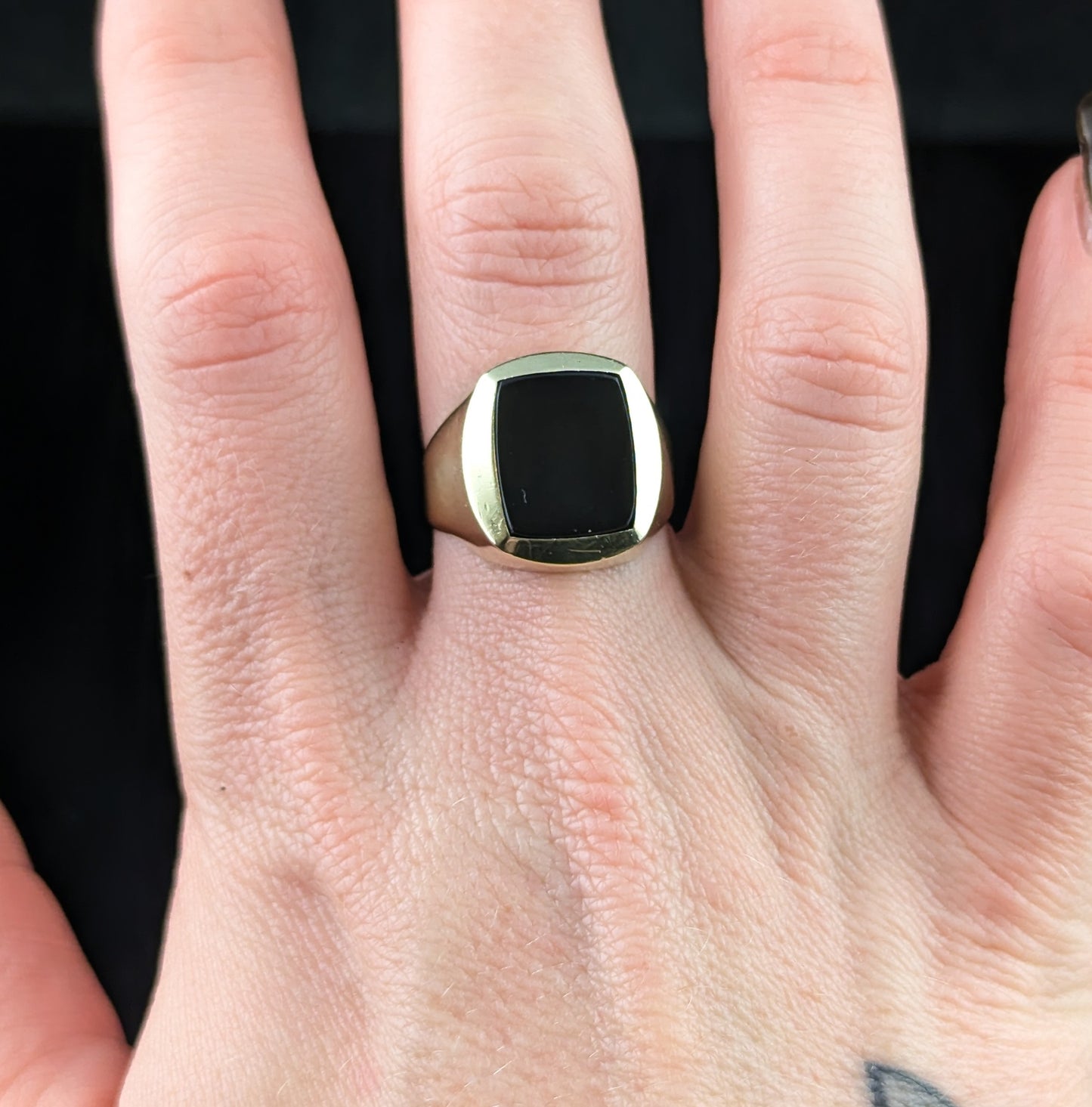 Vintage 9ct yellow gold and Onyx signet ring, Chunky, oversized