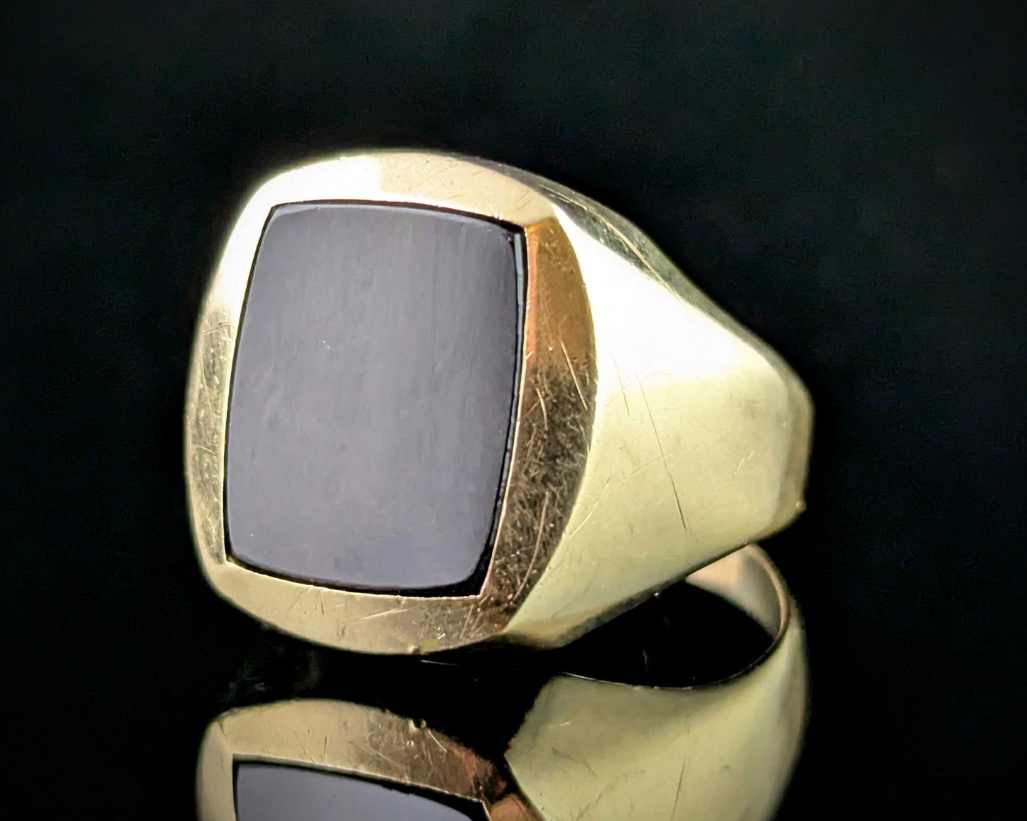 Vintage 9ct yellow gold and Onyx signet ring, Chunky, oversized