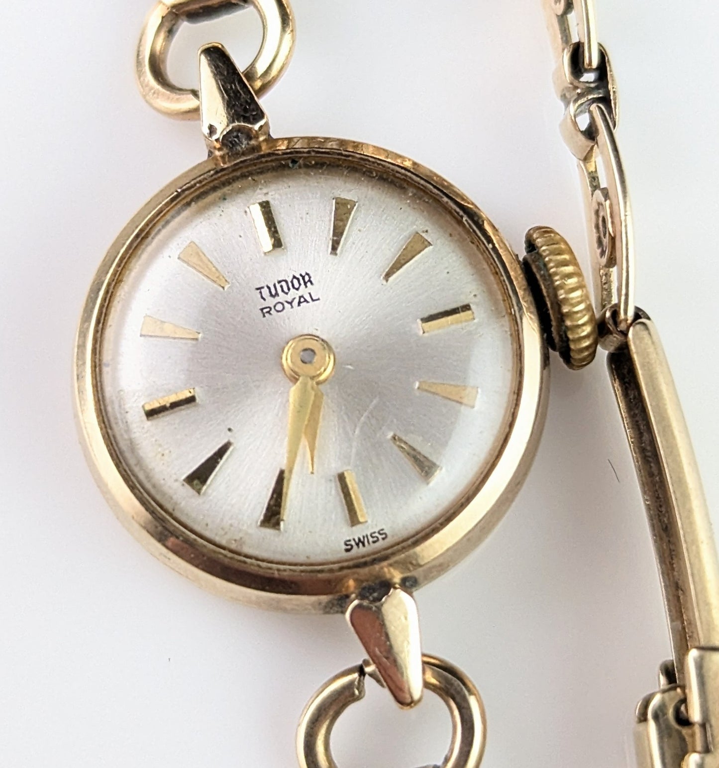 Vintage 9ct gold Ladies Tudor Royal wristwatch