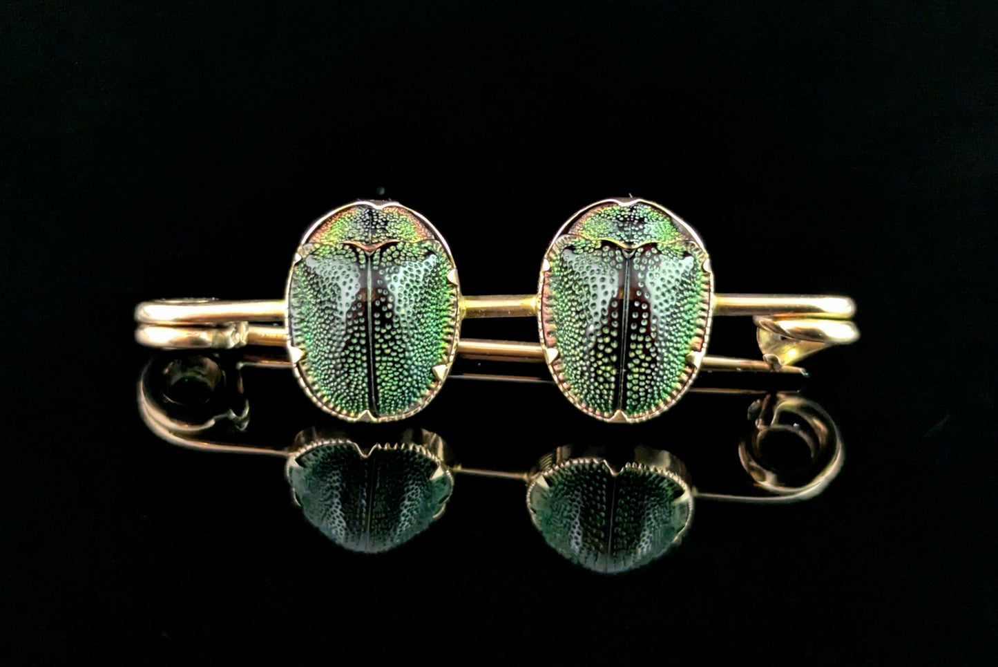 Antique Scarab beetle brooch, Egyptian revival, 9ct gold