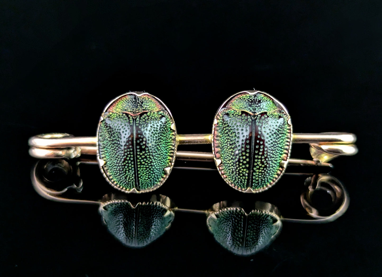 Antique Scarab beetle brooch, Egyptian revival, 9ct gold