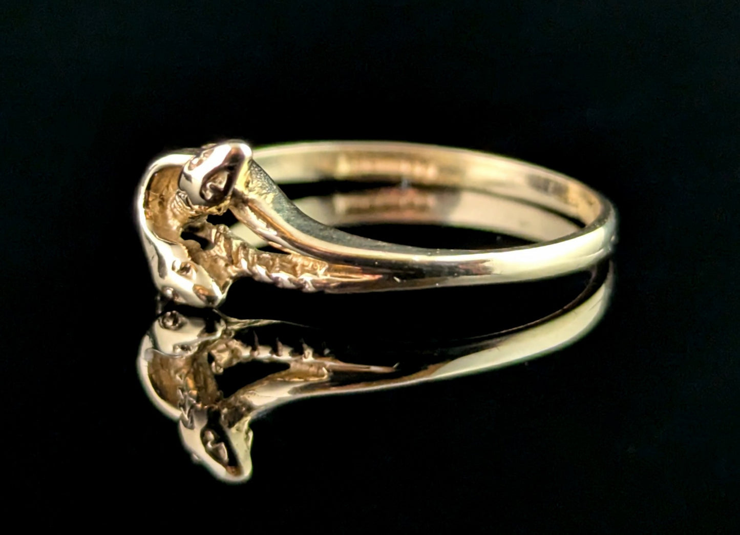 Vintage 9ct yellow gold skinny ring