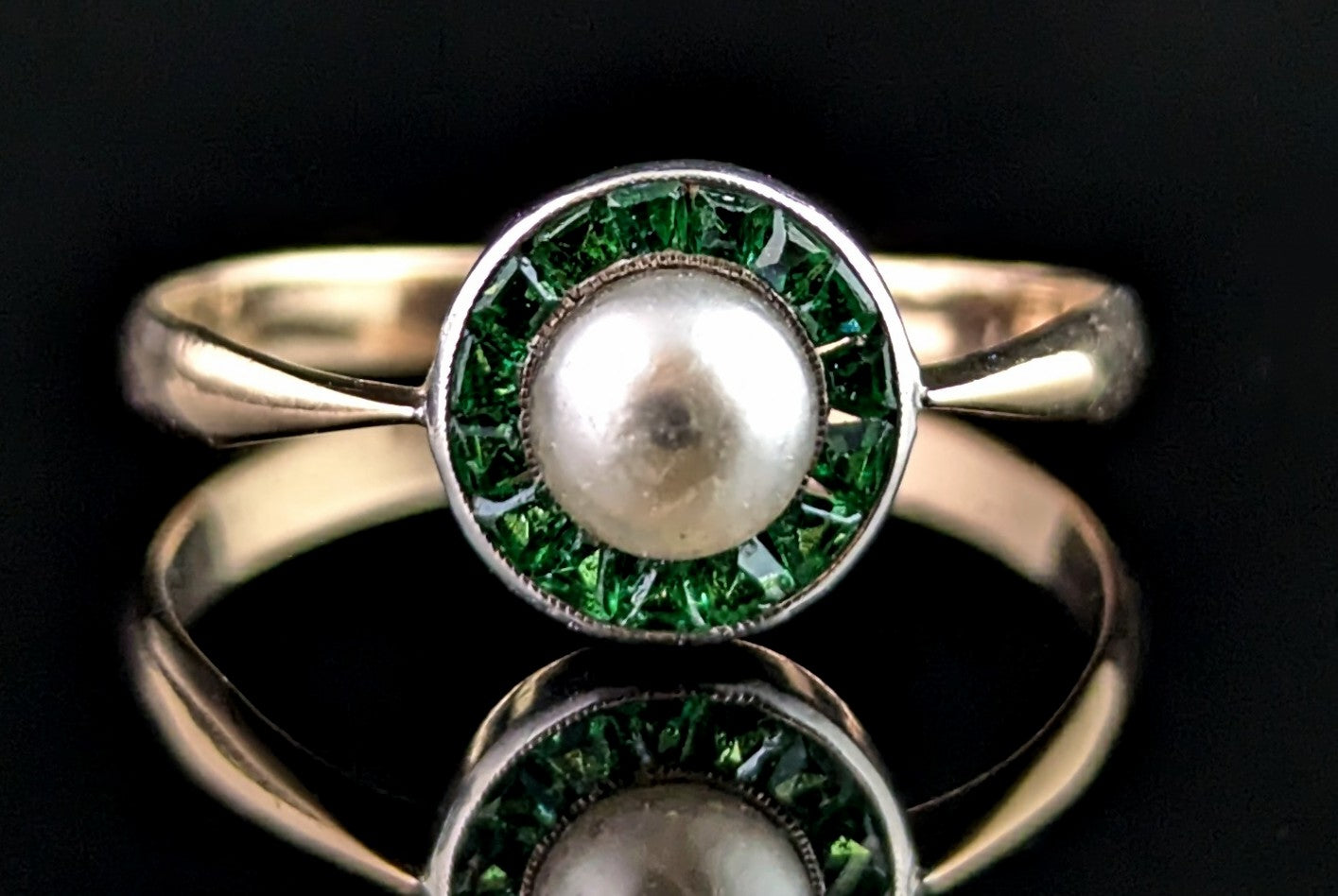 Vintage Art Deco Target ring, 9ct gold, Emerald green paste and faux pearl