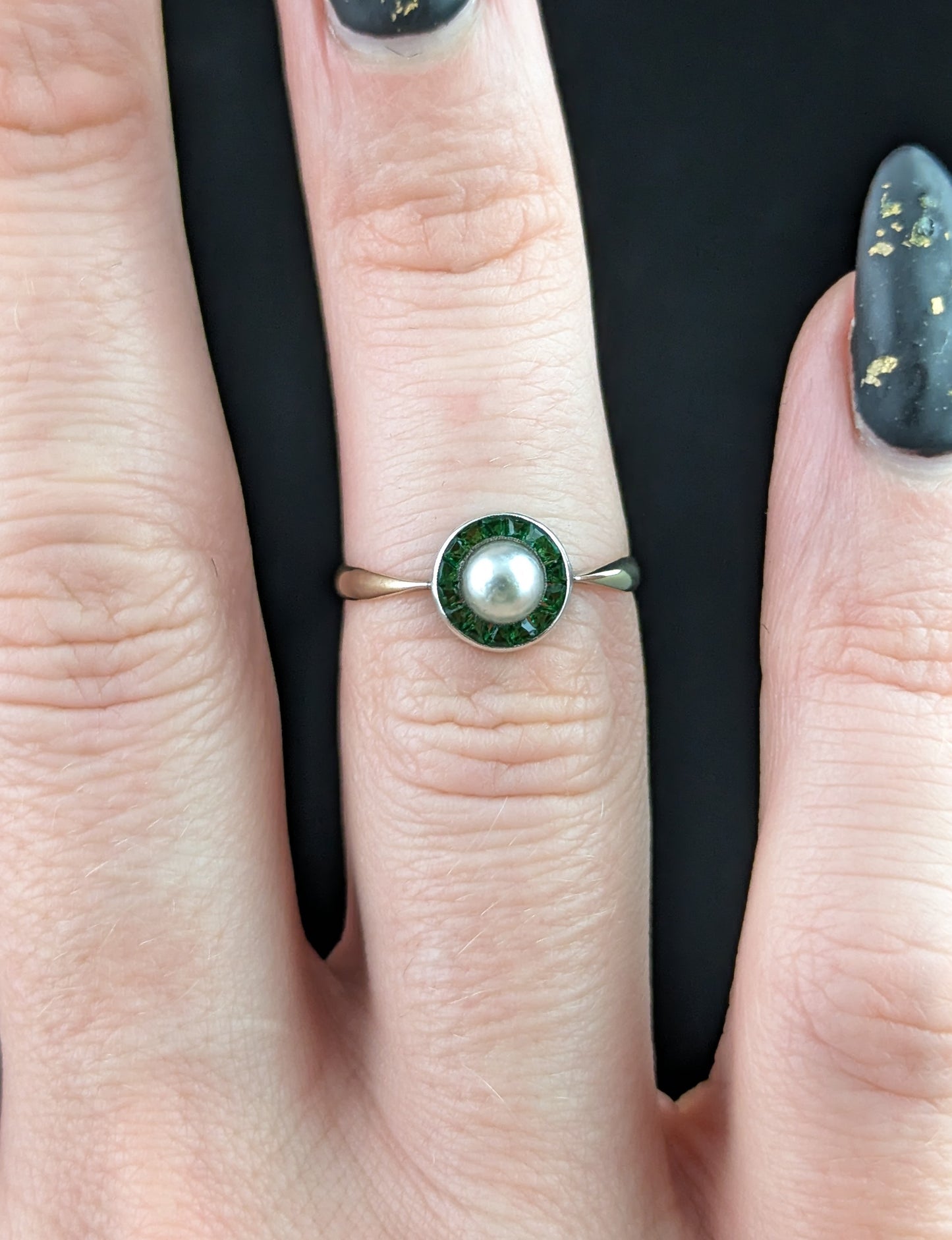 Vintage Art Deco Target ring, 9ct gold, Emerald green paste and faux pearl