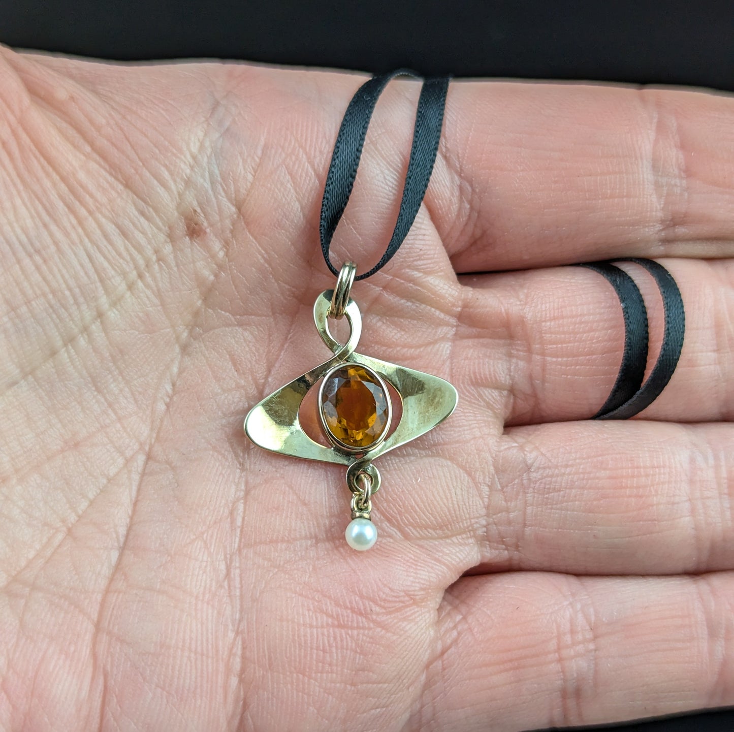 Vintage Citrine and Pearl pendant, 9ct gold, Art Nouveau style