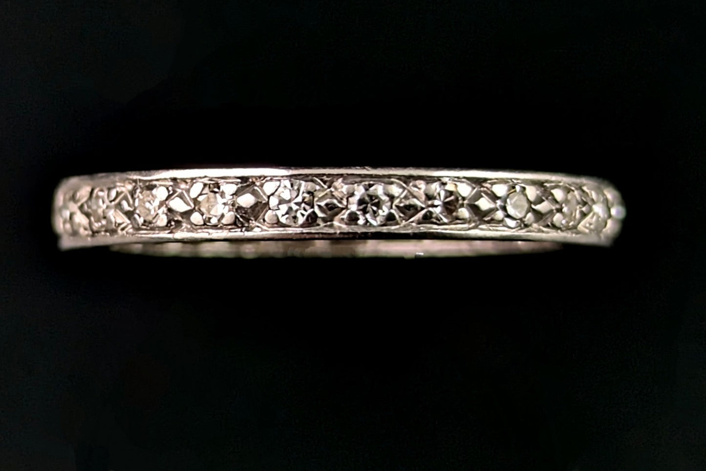 Vintage Art Deco Diamond eternity ring, 18ct white gold