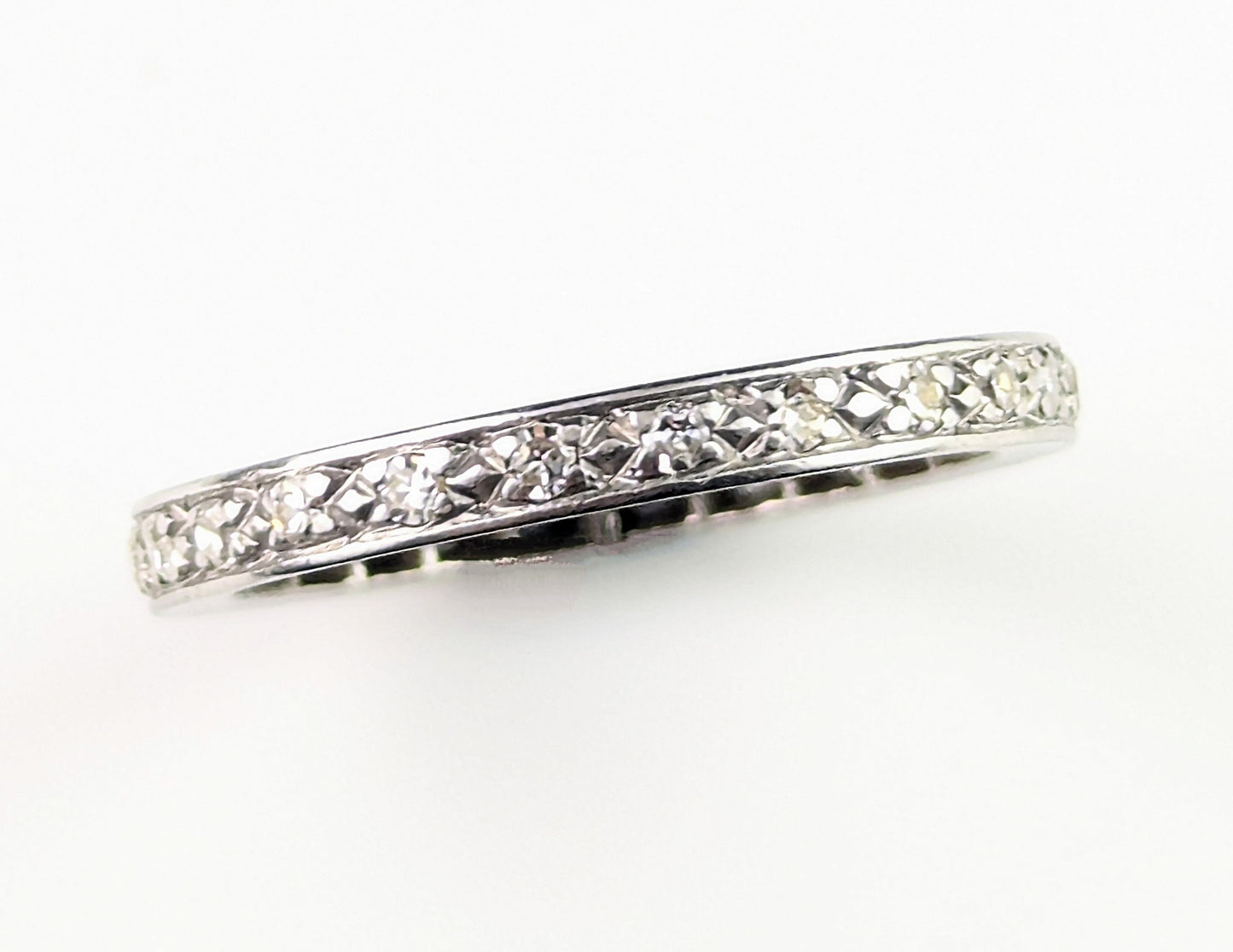 Vintage Art Deco Diamond eternity ring, 18ct white gold