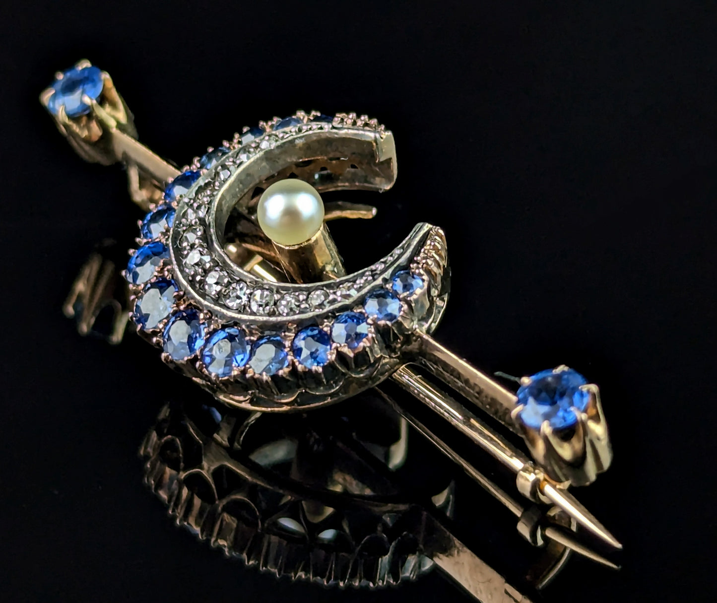 Antique Sapphire and Diamond crescent brooch, 15ct gold, Victorian