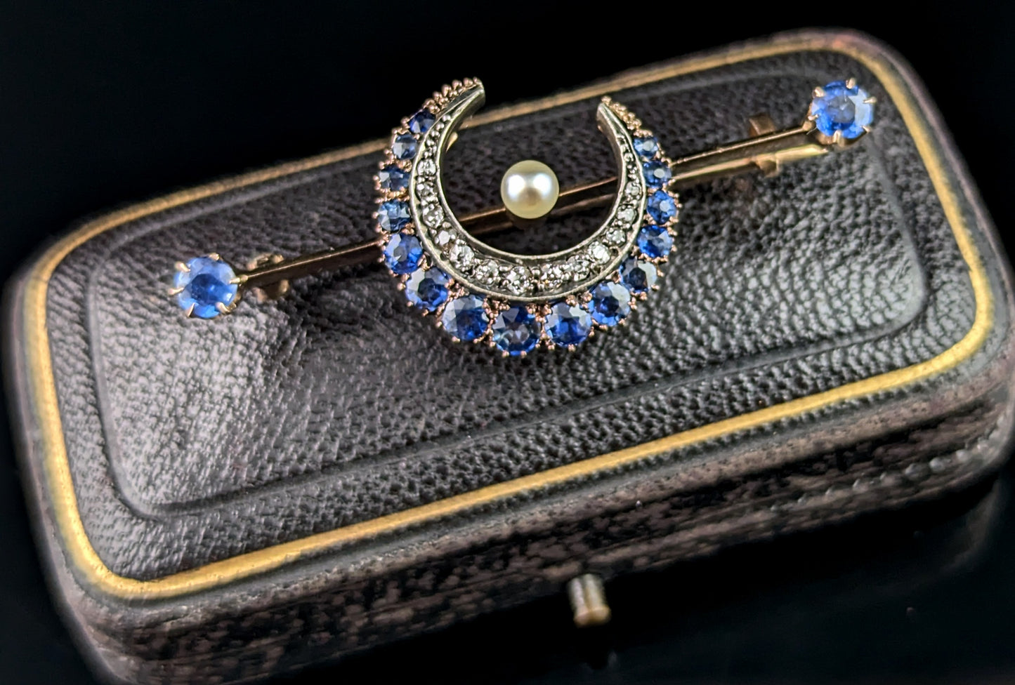 Antique Sapphire and Diamond crescent brooch, 15ct gold, Victorian