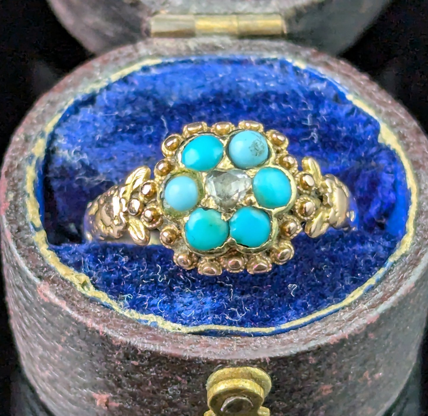 Antique Regency Turquoise and Diamond flower ring, 18ct gold