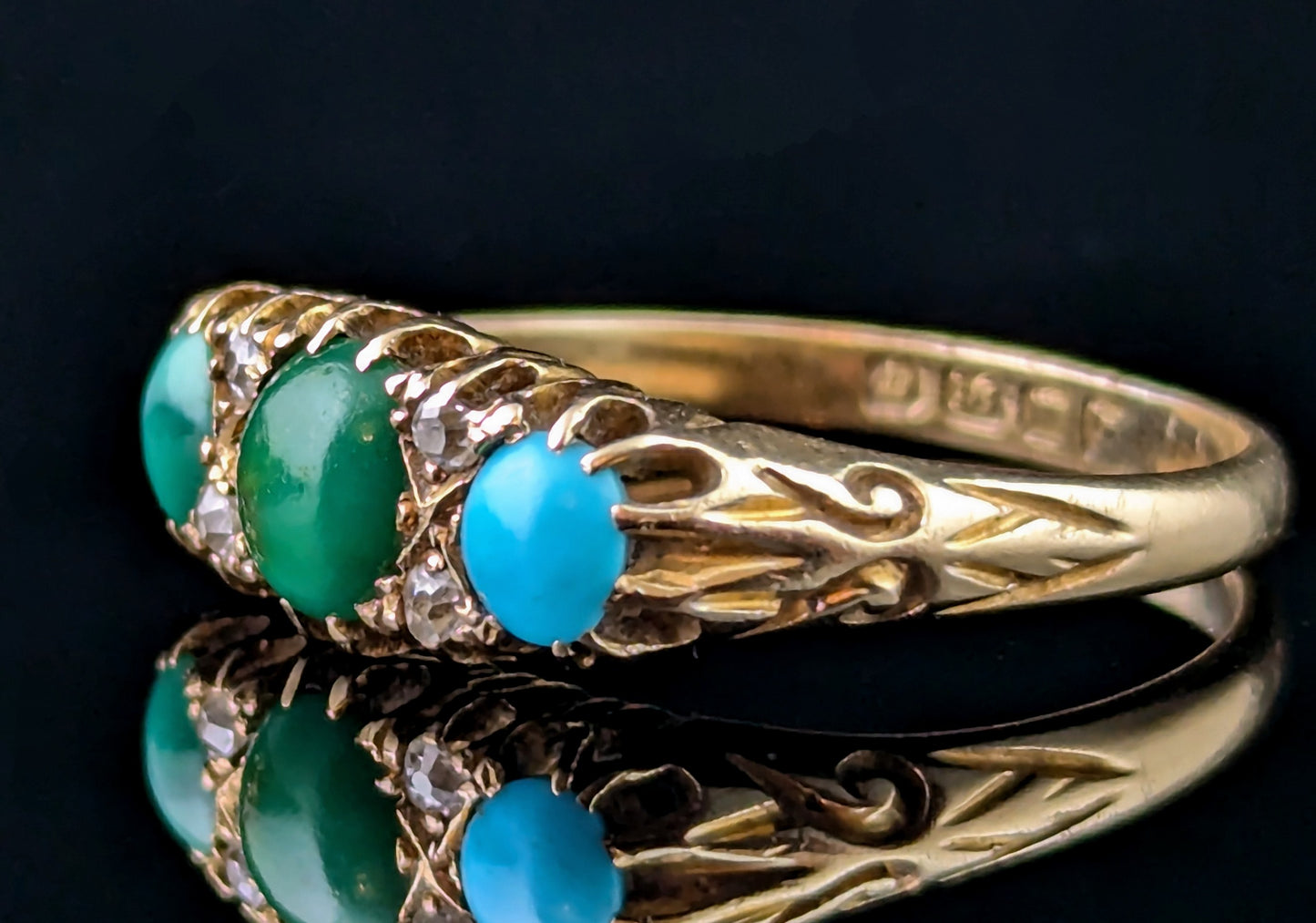 Antique 18ct yellow gold Turquoise and Diamond ring