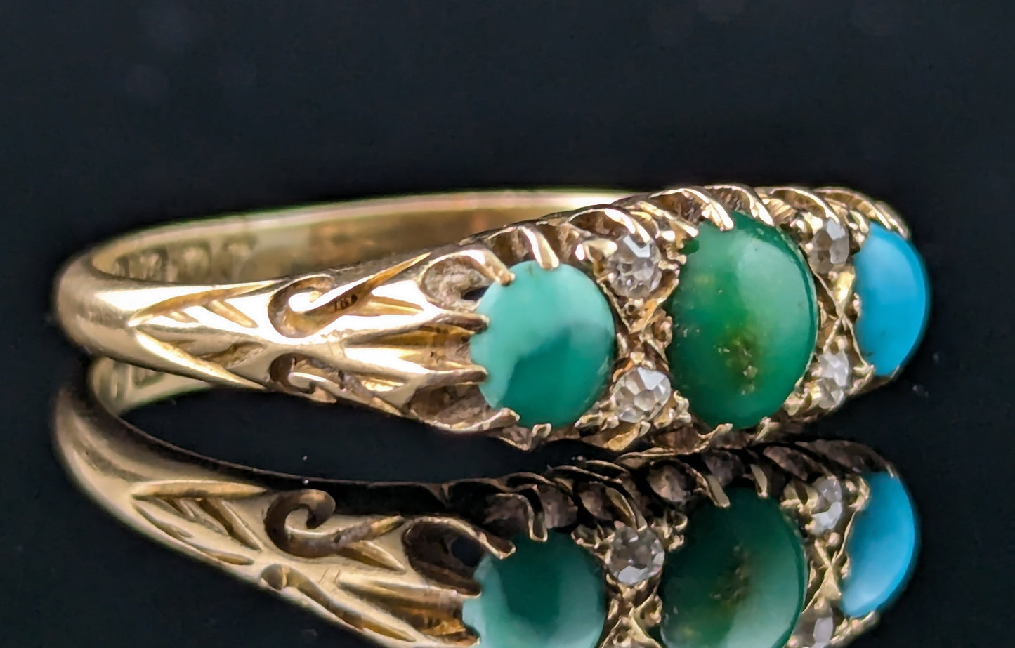 Antique 18ct yellow gold Turquoise and Diamond ring